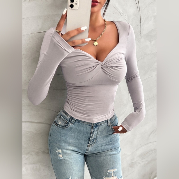 Twisted Long Sleeve T-Shirt Top Back To School SALE!! - Picture 5 of 9